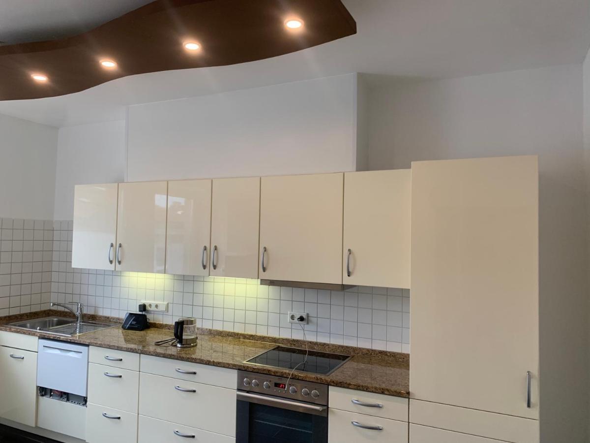 Mainpark Apartment 4 Schlafzimmer Bis Zu 10 Personen Direkt Ueber Aschaffapartment Bei Aschaffenburg Mainaschaff Zewnętrze zdjęcie