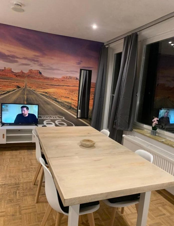 Mainpark Apartment 4 Schlafzimmer Bis Zu 10 Personen Direkt Ueber Aschaffapartment Bei Aschaffenburg Mainaschaff Zewnętrze zdjęcie