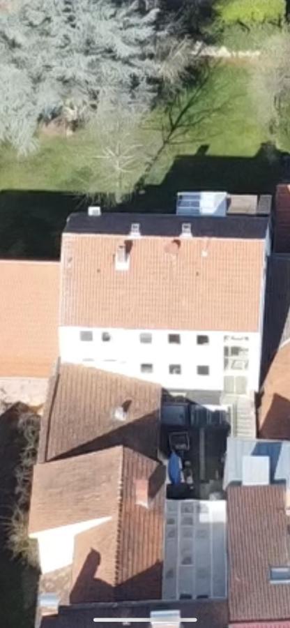 Mainpark Apartment 4 Schlafzimmer Bis Zu 10 Personen Direkt Ueber Aschaffapartment Bei Aschaffenburg Mainaschaff Zewnętrze zdjęcie